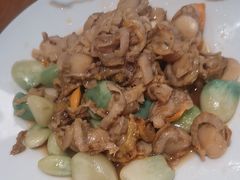 -赶海部落海鲜城(海阳路店)