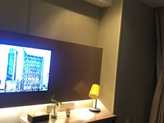 -如家精选酒店(广州萝岗宝能演艺中心香雪地铁站店)