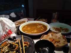-沪小胖·小龙虾·蓝龙王(八佰伴店)