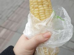 -全家便利店(愚园路六店)