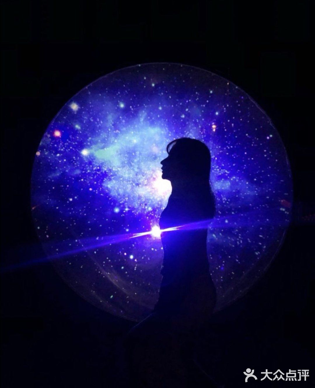光与影的艺术，探索平行宇宙的奥秘