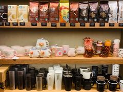 零售区-星巴克(广州淘金路店)