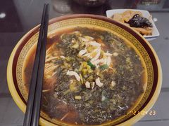 -鸿兴面馆馄饨小笼(稻香店)