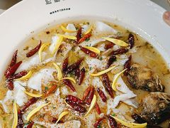 -渔语鱼酸菜鱼新川菜(来福士店)