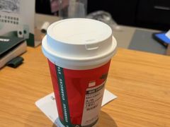 -星巴克(上海长宁来福士1F店)