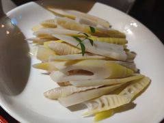 -九鼎轩脆毛肚火锅(三钢里店)