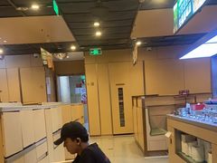 -海底捞火锅(雄峰城店)