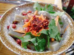 -阿婆情腊排骨火锅·野生菌季(古城旗舰店)