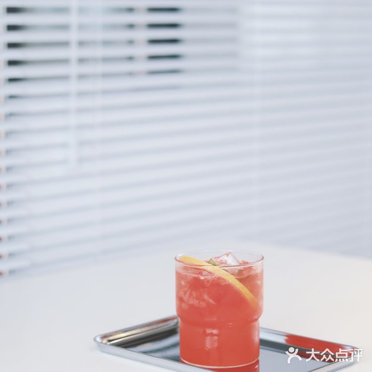 广州 | nR cafe · 百叶窗景的办公室咖啡