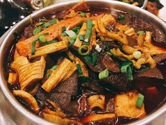 锅仔毛血旺-东四民芳餐厅(世茂工三店)
