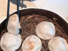 蟹黄汤包-鸡鸣汤包(复地活力广场店)