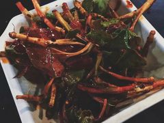 拌折耳根-梯坎豆花