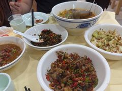 -笨罗卜浏阳菜馆(龙华鹏润达店)