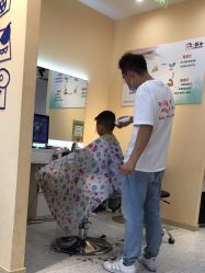 点击看大图 -Oh my head 儿童理发(丹尼斯大卫城店)