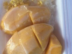 -芒果糯米饭摊子