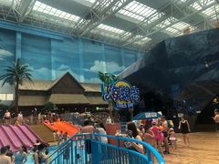 -青岛东方影都融创水世界