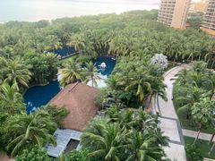 -三亚湾海居铂尔曼度假酒店