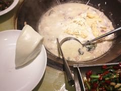 -陈大锅·岳阳鱼馆·地道岳阳菜(美食街店)