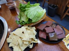 -曹丞相·地锅鸡·地锅鱼(武林店)