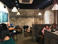 -散德行小酒馆