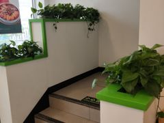 -老乡鸡(霍邱县东湖路店)