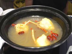-松哥油焖大虾.小龙虾.黑鸭煲(海岸城店)