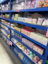 -逝水玩具折扣店