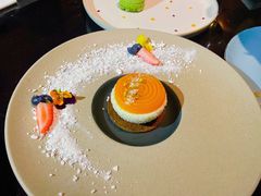 -The ROOF (通盈中心店)