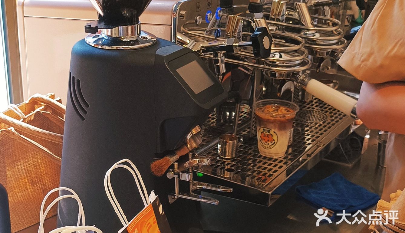 汉街快时尚连锁咖啡厅☕ 一杯只要2块钱