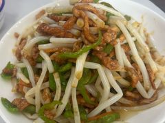 -丹水桥地锅鱼·翘嘴鲌·地方特色全鱼宴(丹江口大坝店)