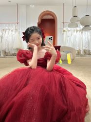 -派丽莫Pellimo原创设计婚纱品牌