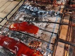 -黄记四更烤乳猪店