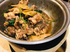 -芳村榕树头叹佬鸡煲(体育西店)