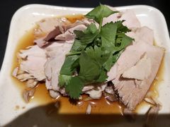 -亮亮面馆(经六路店)