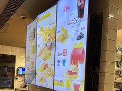 -麦当劳(莘松路芭比伦DT店)