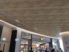 -东荟城名店仓