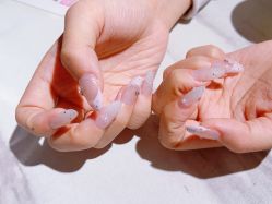 -丽心自助美甲美睫