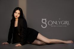 -onlygirl摄影美学馆高端定制(江滩店)