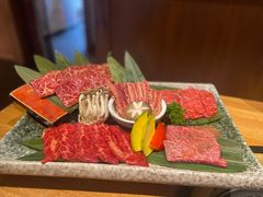 -炼火烤肉店