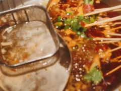 鸳鸯锅底-成都玉林串串香(世纪港湾店)