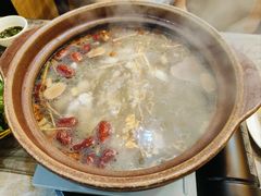 -东记炭炉·海鲜鸡煲(龙华店)