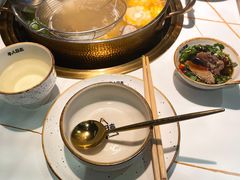 -牛人日志·鲜牛肉骨汤火锅(万科里瑧店)
