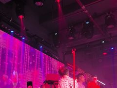 -喜鹊音乐酒馆(西街店)