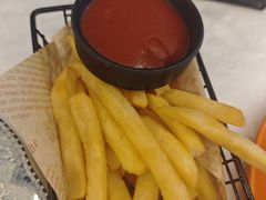 -圣彼得堡观江俄餐厅(中央大街黑金冠店)