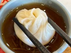 -馋三尺蟹粉小笼(人民广场店)