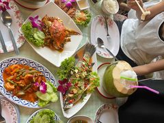 -Jungle Kitchen