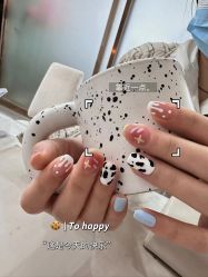 -董小姐日式美甲美睫·皮肤管理