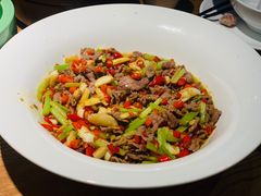 -费大厨辣椒炒肉(万家丽一店)