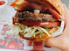-The Habit Burger Grill 哈比特汉堡(世博店)