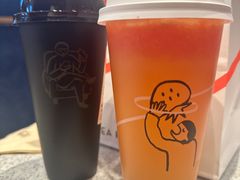 -喜茶(北京华贸购物中心店)
